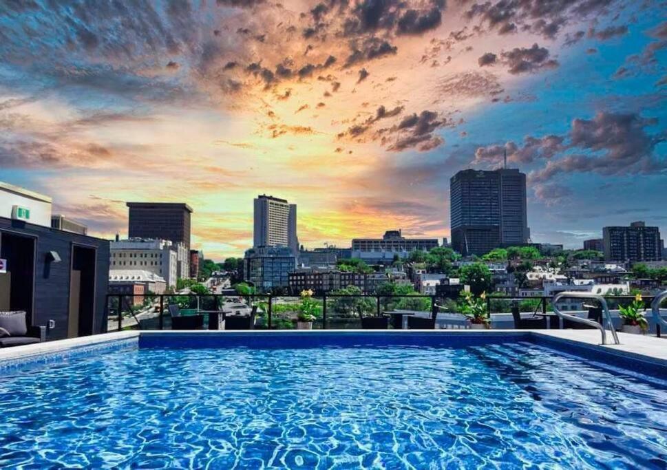 Condo 2 Ch - 500M Vieux-Quebec & Gym المظهر الخارجي الصورة